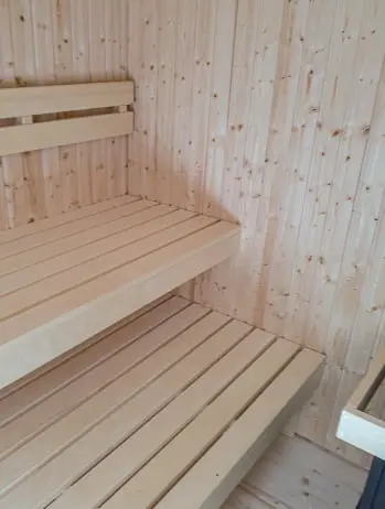 アウトドアサウナ CABIN 内部