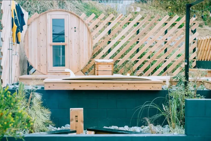 国産材使用のパーソナルバレルサウナ「ONE SAUNA」 | 株式会社モクラス