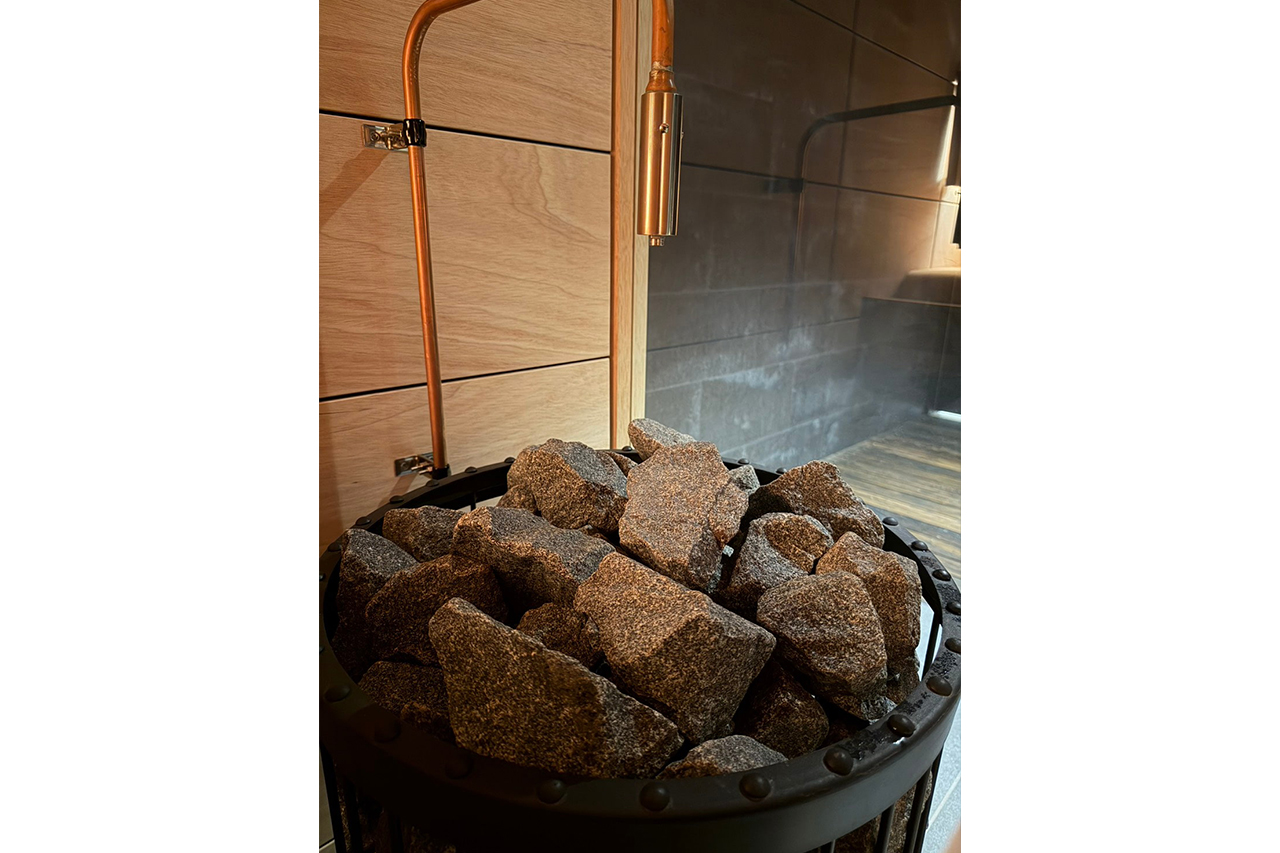 モクラスオリジナル オートロウリュ 蛇口とサウナヒーター アップ